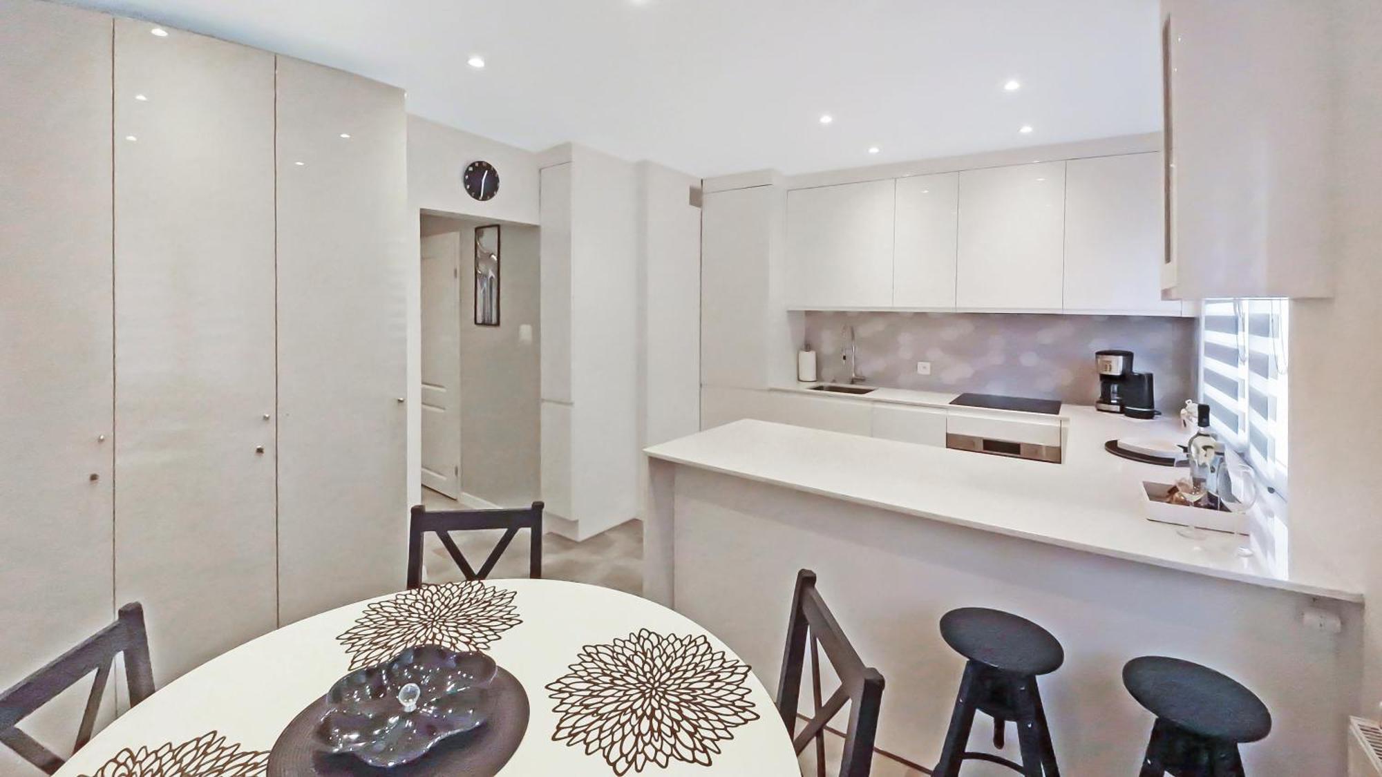 Ultra Modern, Spotless Apartment In Torun Exterior photo